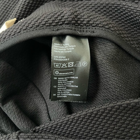 H&M Black Skirt Women Size US 6 - Picture 7 of 12